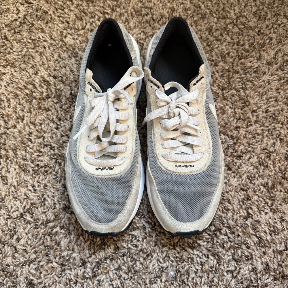 Women Nike waffle one summit sneakers